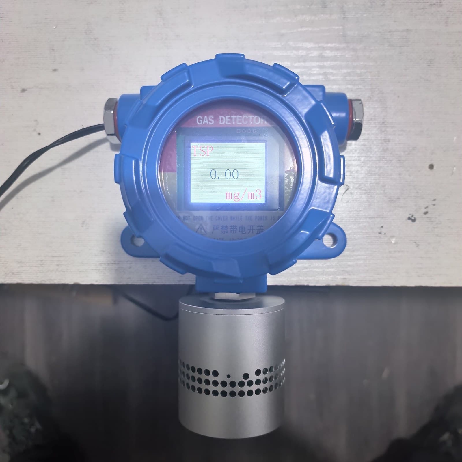 蓝色TSP粉尘探测器壁挂安装侧面